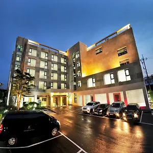 Black Sands Hotel Jeju Отель